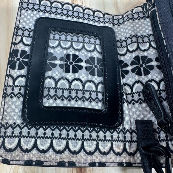 Black Vera Bradley Nylon Quilted Versatile Wallet Patent Leather Trim Small - Picture 8 of 9